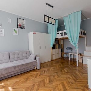Lelewela Apartment Slow Life